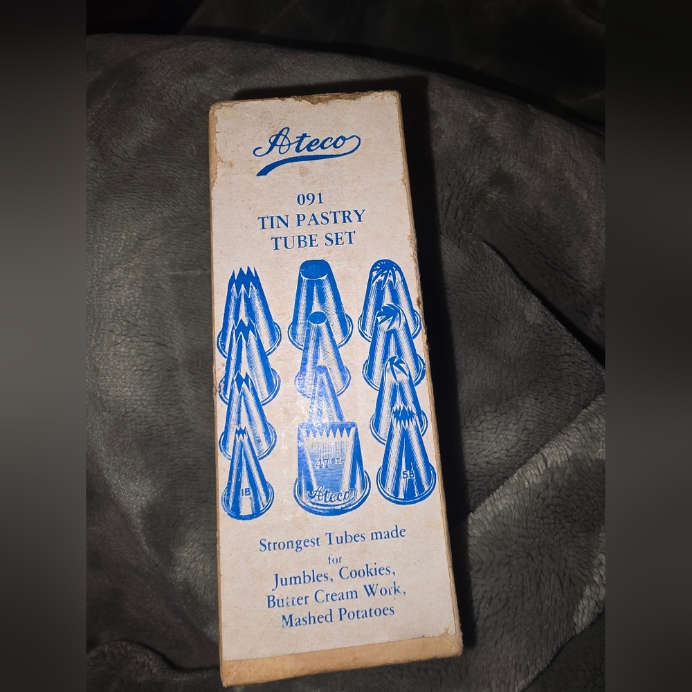 Vintage Ateco Pastry Tube Set